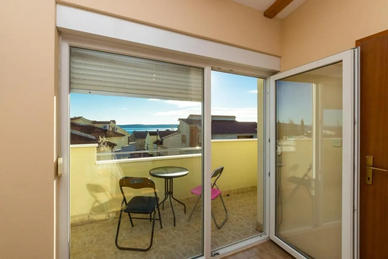 Drasko Studio Apartment Kastela